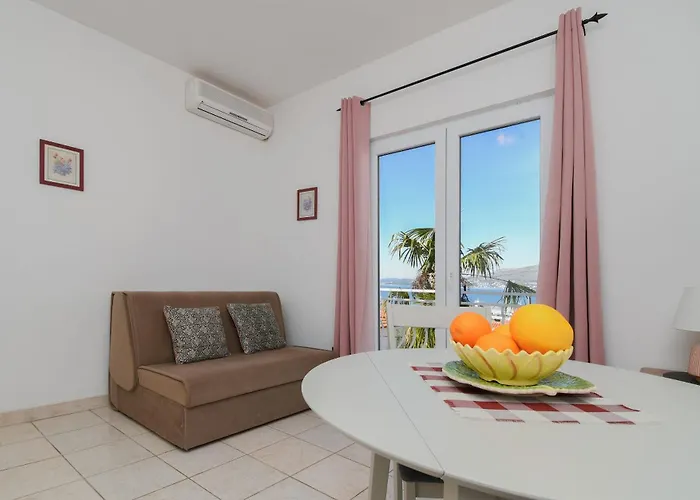 Apartments Biserka - 50 M From Beach