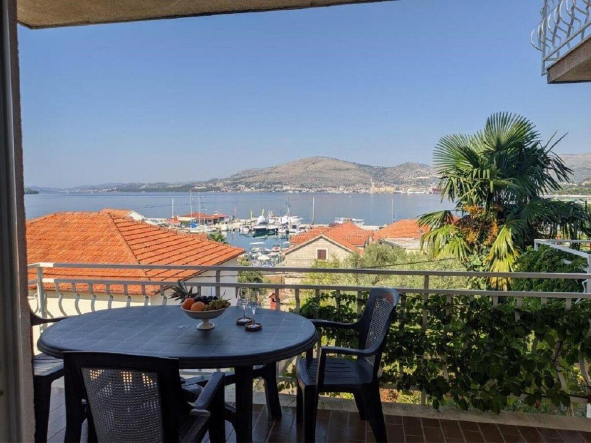 Biserka - 50 M From Apartment