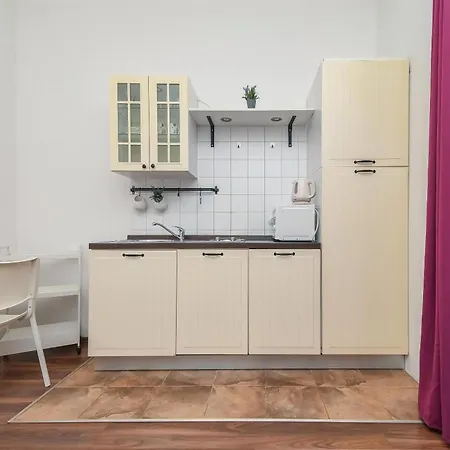 Apartments Biserka - 50 M From Beach Trogir Exterior photo